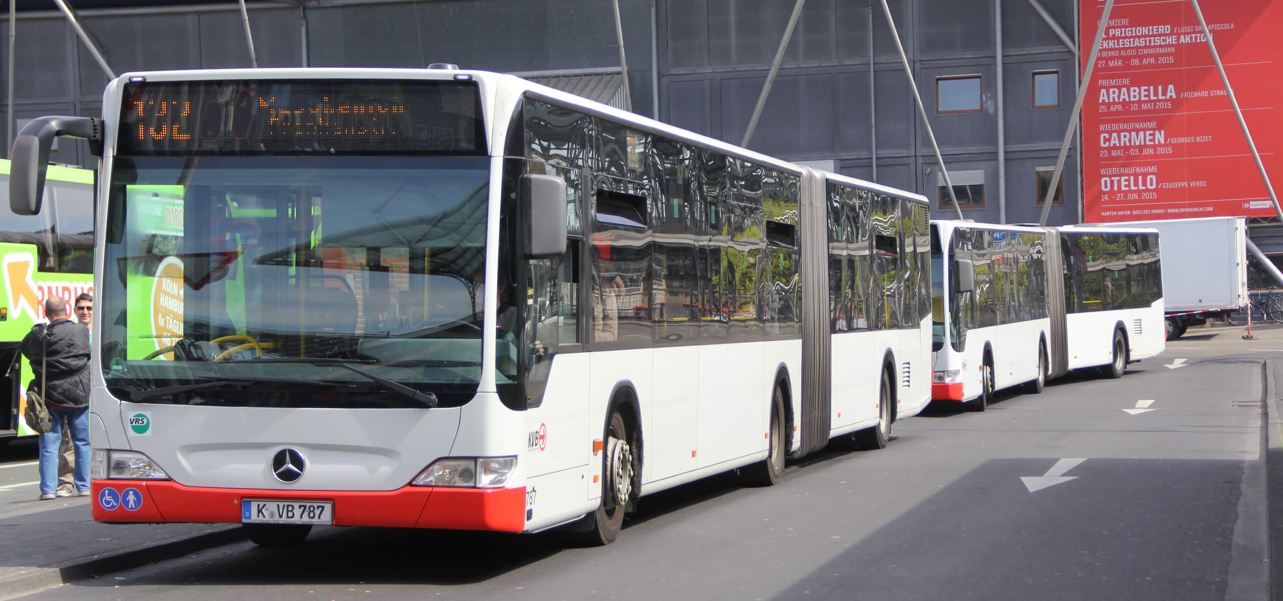 Almanya’dan Hava Kirliliğine Yeni Çözüm: Ücretsiz Toplu Taşıma