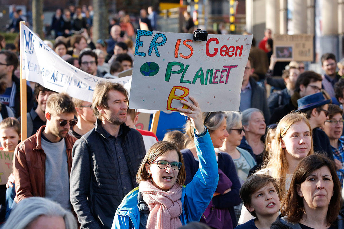Belçika’da Binlerce Kişi İklim Eylemi için Yürüdü