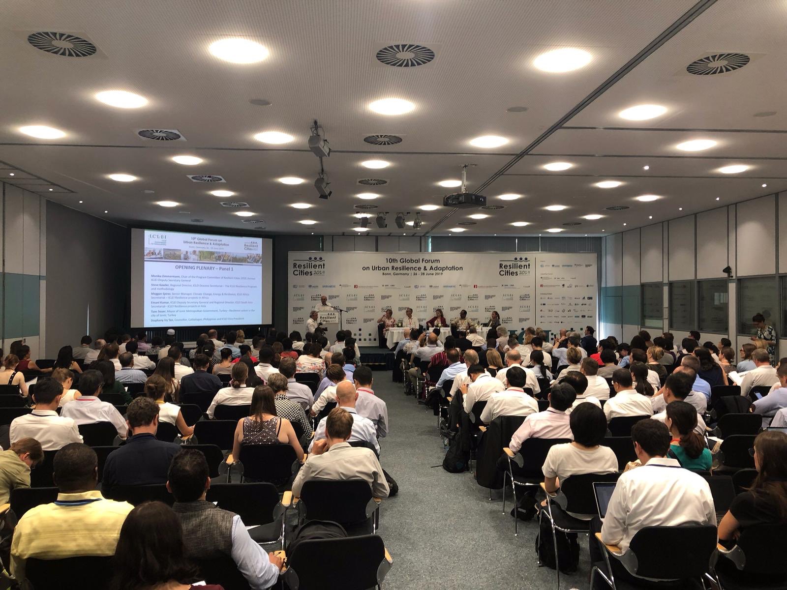 İzmir Büyükşehir Belediye Başkanı Soyer Bonn’da İzmir’e Özel Etkinlik Önerdi