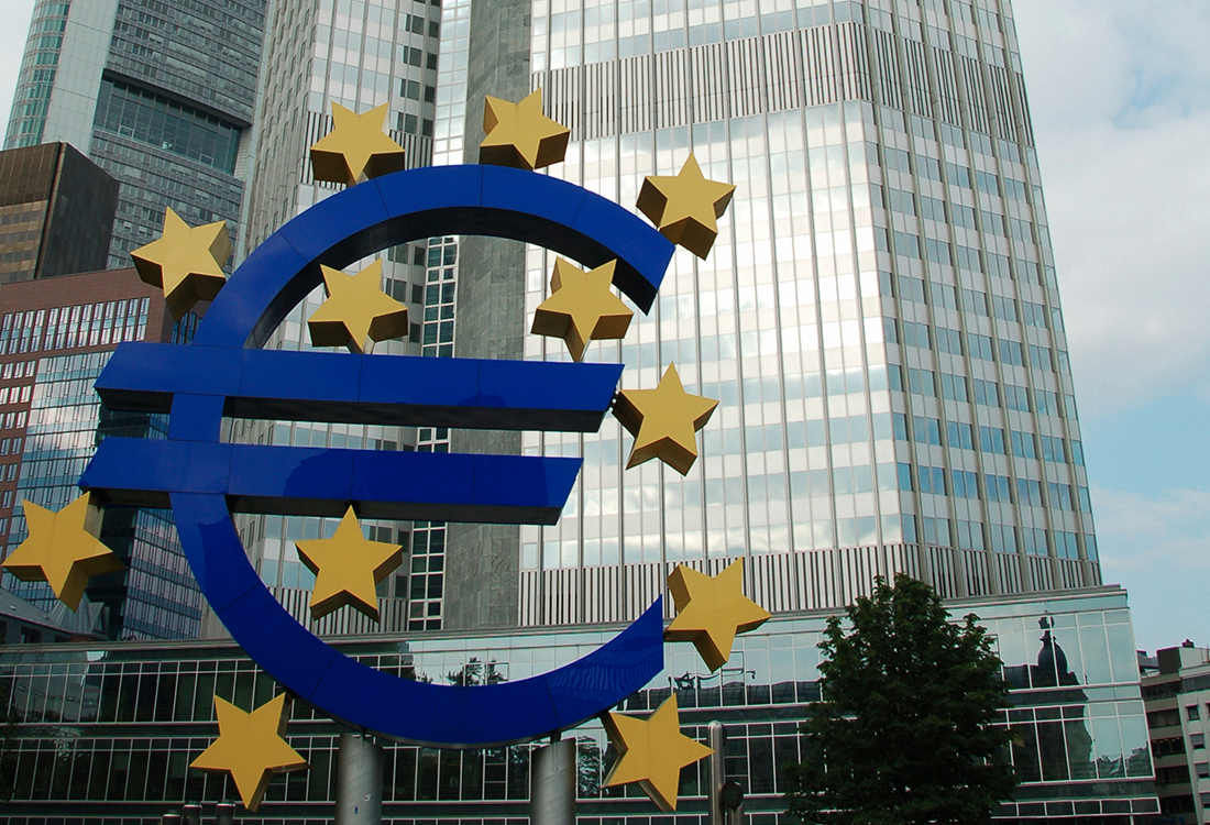 ECB: Avrupa Bankaları Karbon Yoğun Endüstrilerle Risk Altında