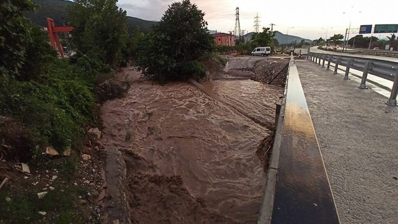 İklim Kriziyle Yaşamak: Aşırı Hava Olayları Şiddetleniyor, Her Yıl Can ve Mal Kayıplarına Neden Oluyor