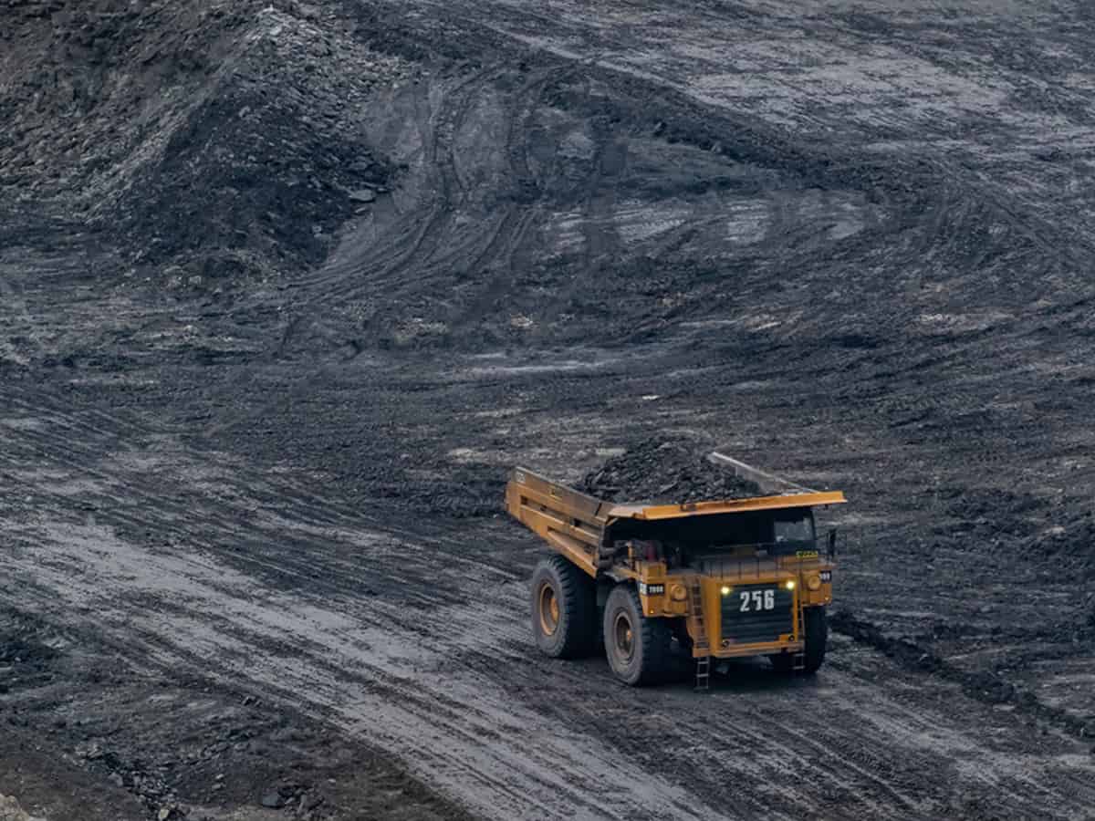 Avustralya Başbakanı Güçlü Bir Emisyon Azaltım Taahhüdü Vermeyi Reddediyor
