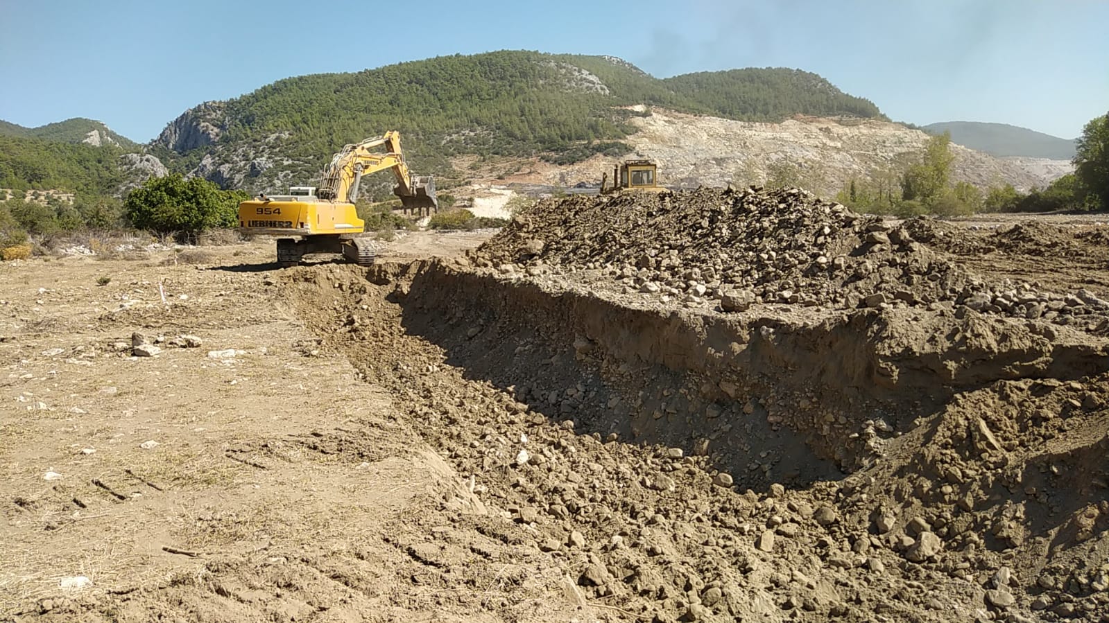 İkizköy’de Mahkeme Kararı Tanınmıyor, Maden Sahası Genişletiliyor