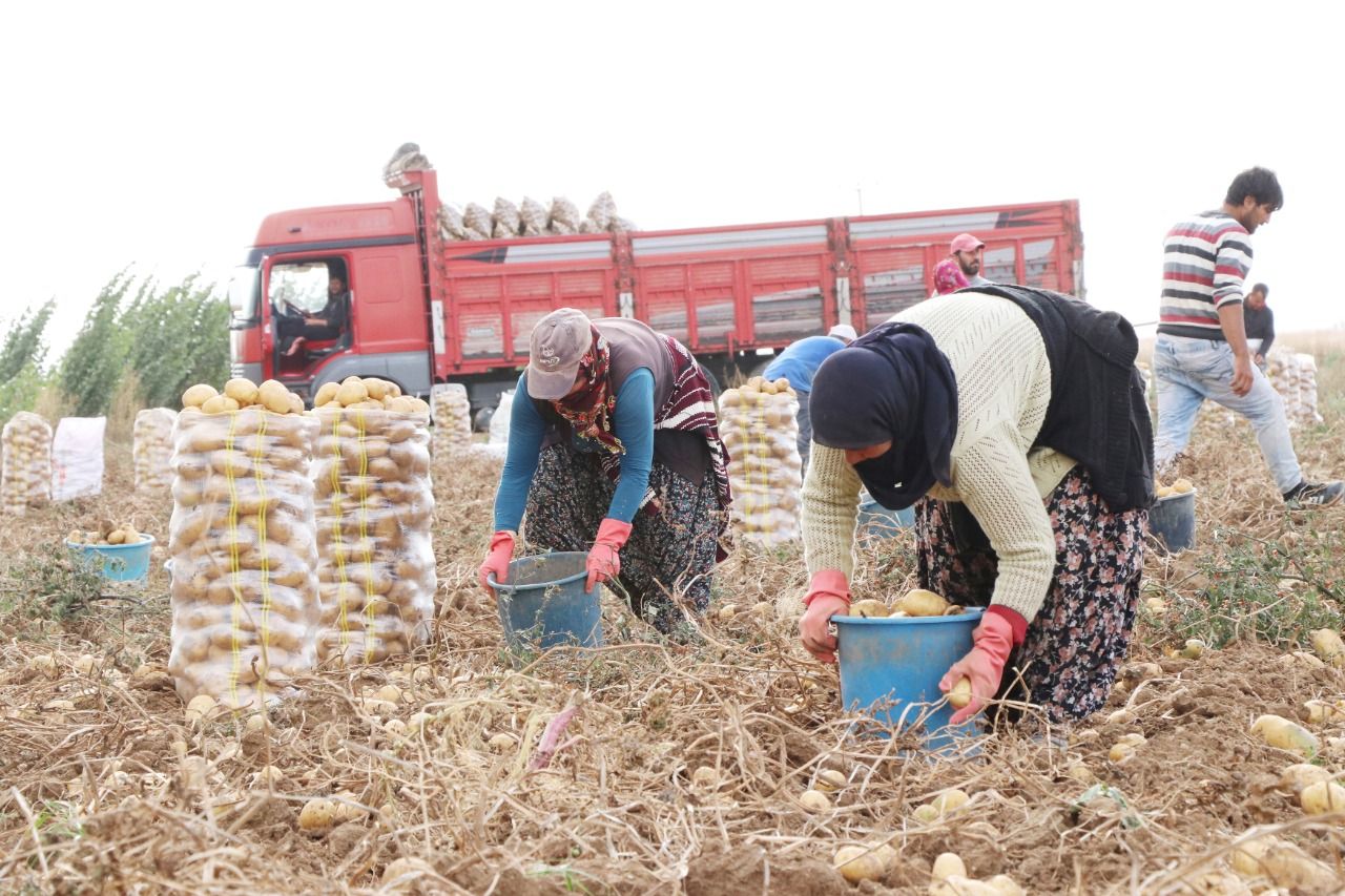 “Yoksullaşma Biçimleri Kadınların Sırtına Biniyor”
