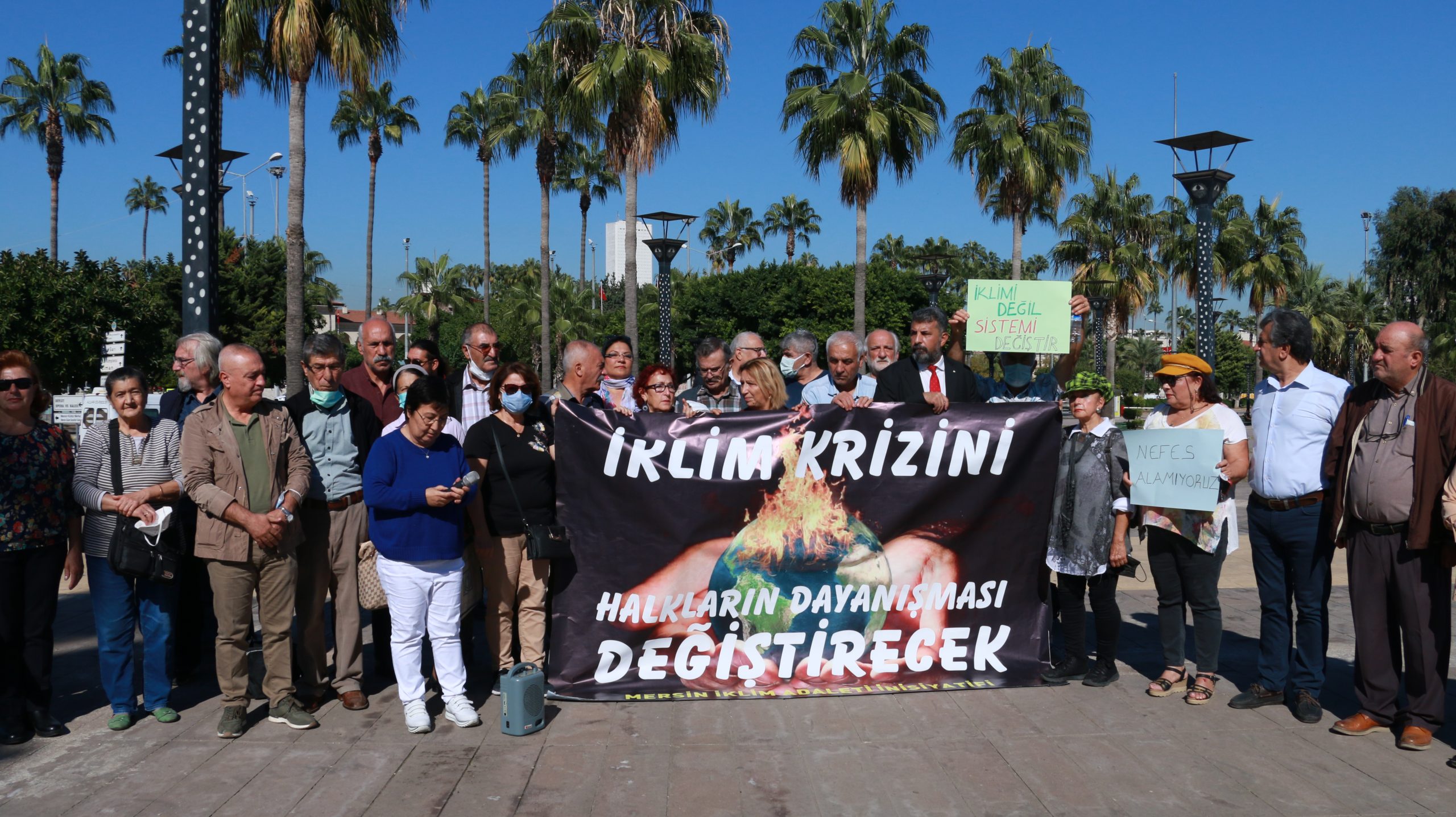 Yaşam Savunucuları Bir Arada: “İklim Adaleti için Mücadele Eden Herkesi Enternasyonal Dayanışmaya Çağırıyoruz”