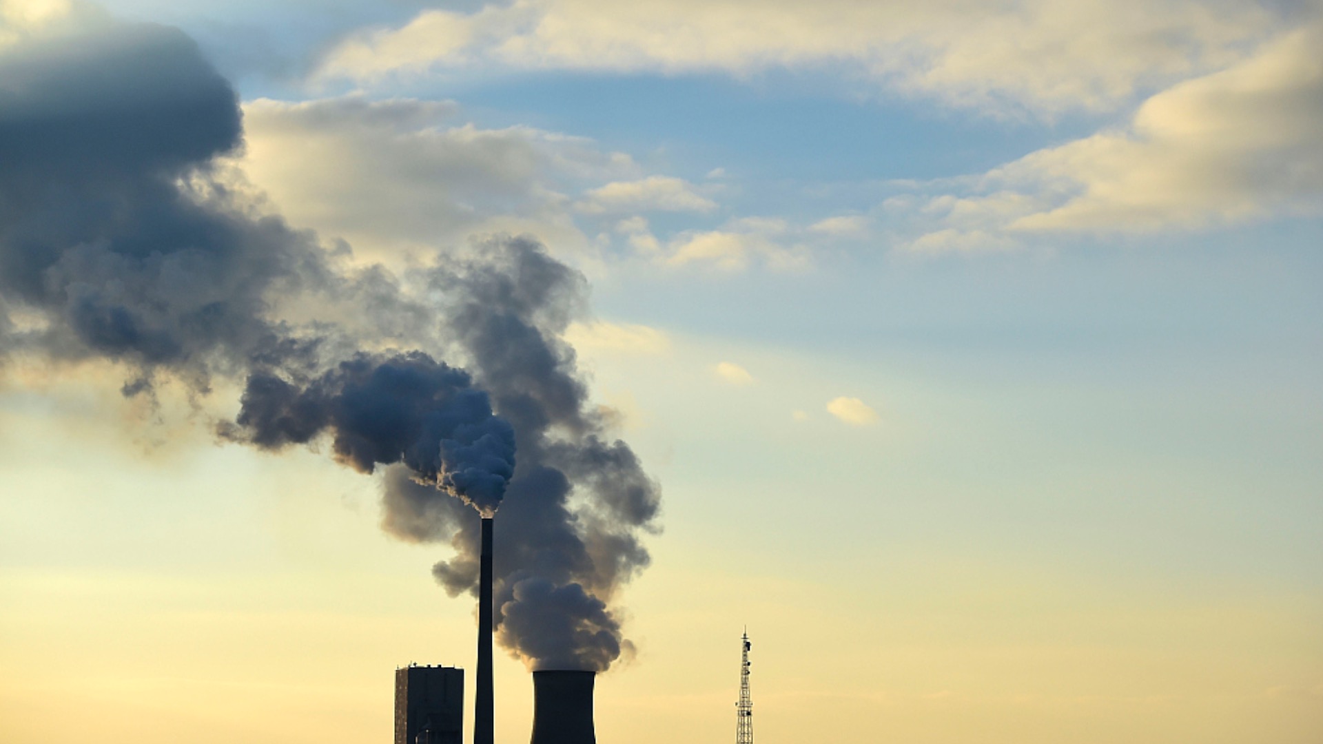 Fosil Yakıt Şirketleri Google Reklamlarıyla “Yeşil Badana” Peşinde