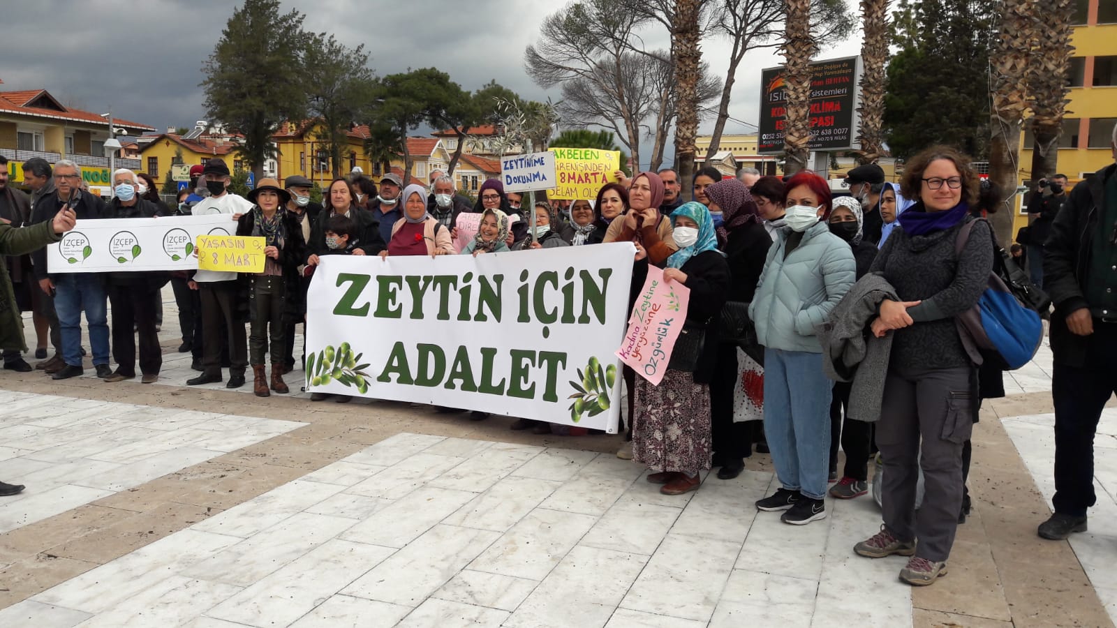 YK Enerji İkizköylülerden Zeytinliklerini Kesmelerini Ya da Taşımalarını İstedi