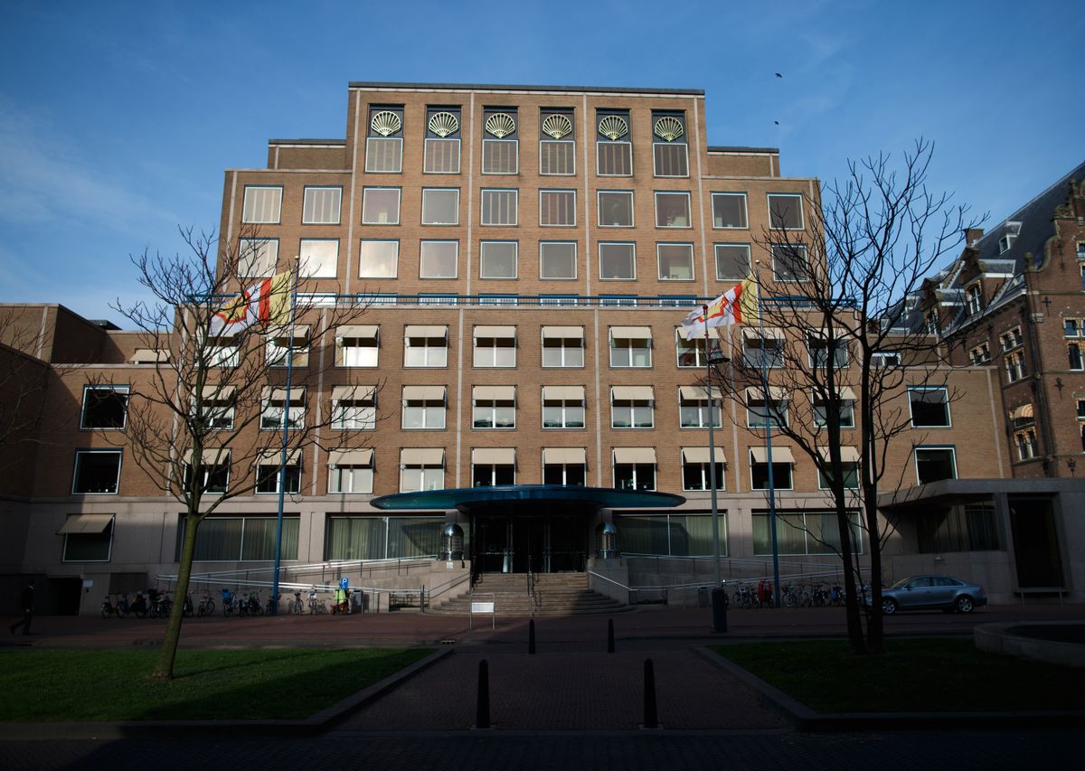 Shell Yönetim Kurulu Üyelerine Dava: “Net Sıfır Hedeflerine Uygun Hareket Etmiyorlar”