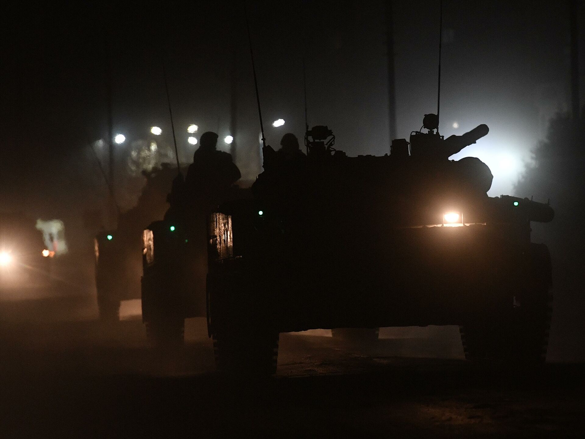 İklim Aktivistleri “Savaşa Hayır” Demek için Rus Konsolosluğu’nun Önünde Bir Araya Gelecek