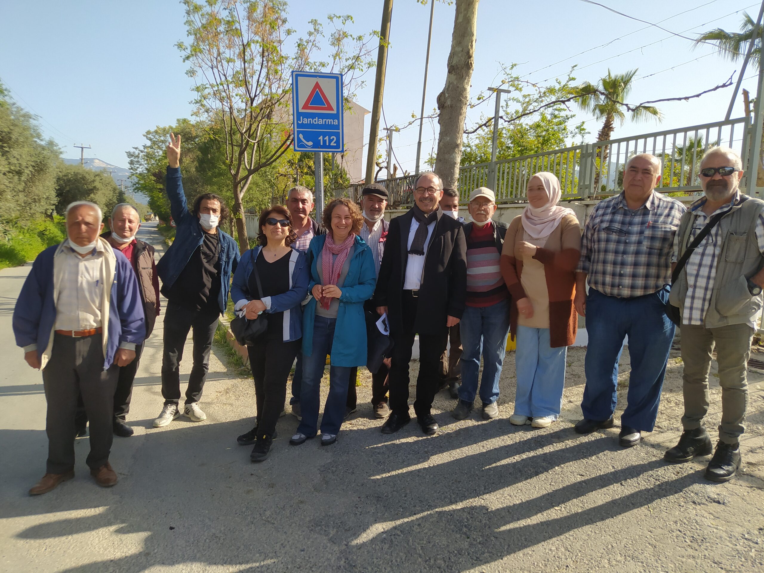 YK Enerji Zeytinleri Koruyan İkizköylüleri Suçladı: “İşimizi Engellediler”