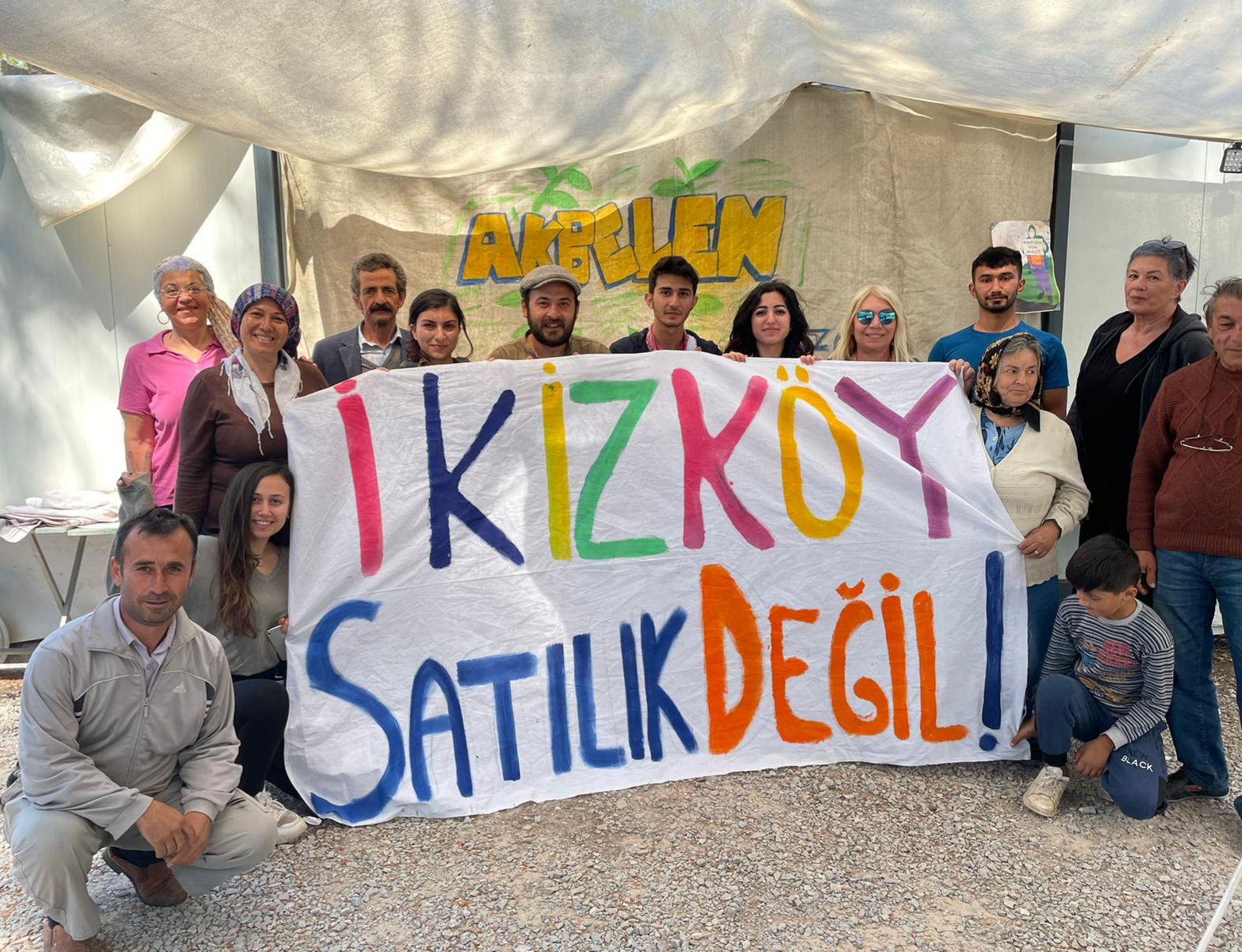 İkizköylülerden Muhtara ve YK Enerji’ye: “İkizköy Satılık Değil!”
