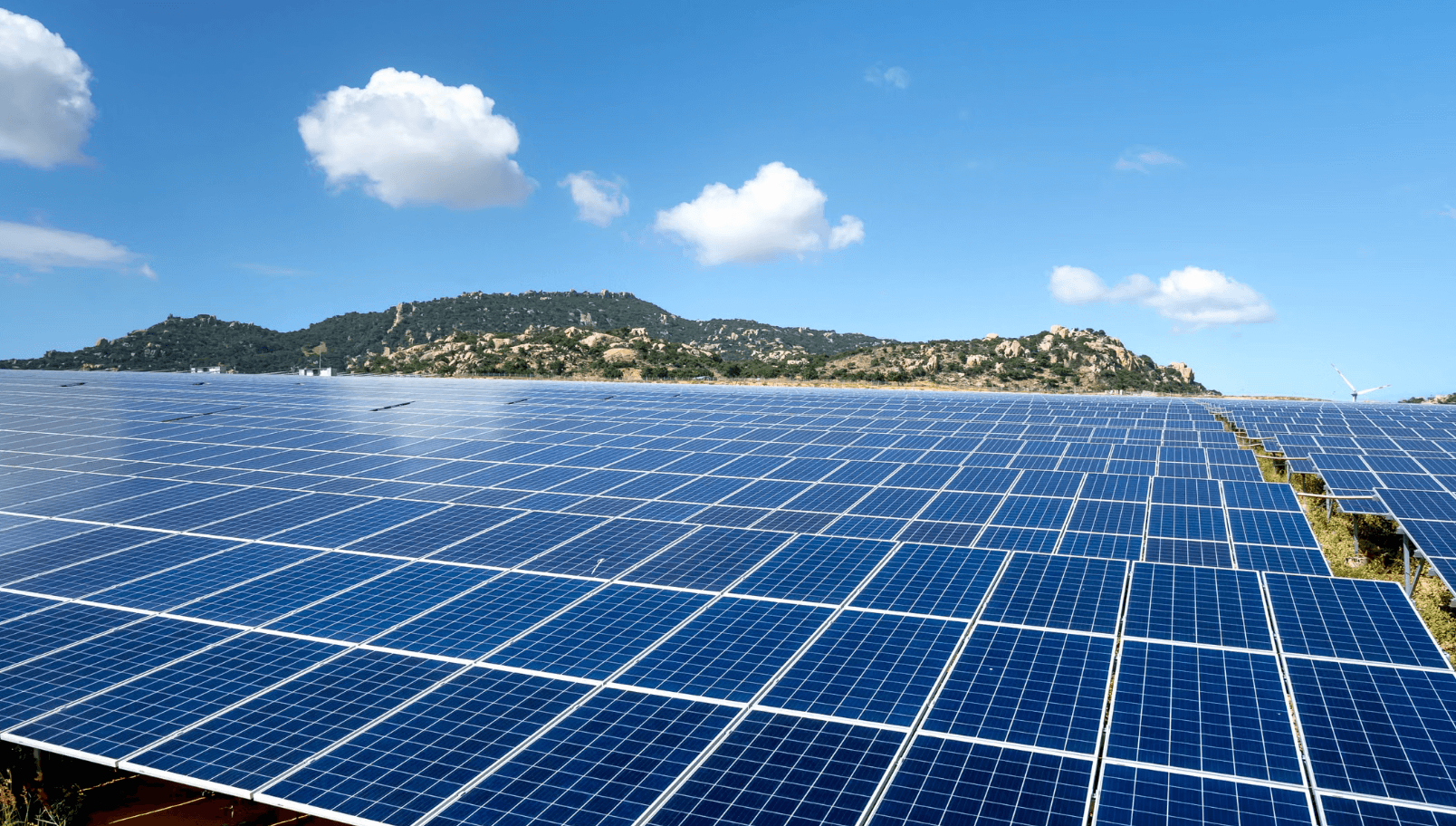 Yenilenebilir Enerji Üretimde Payını Artırıyor